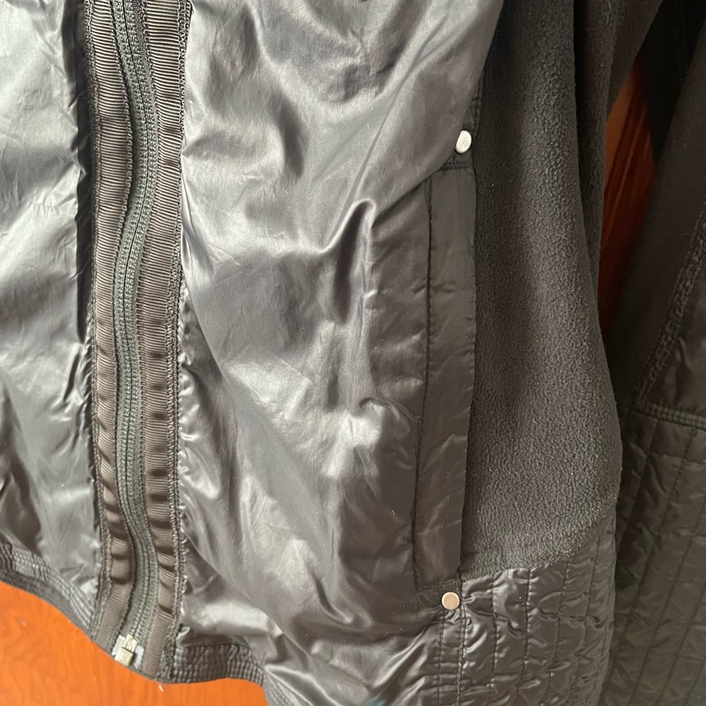 Lululemon Run: Bundle Up Jacket - Removable Linin… - image 4